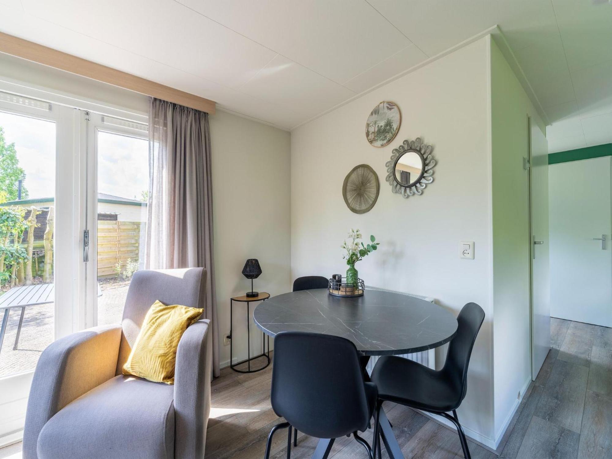 Cozy Chalet In Stegeren With A Terrace Extérieur photo